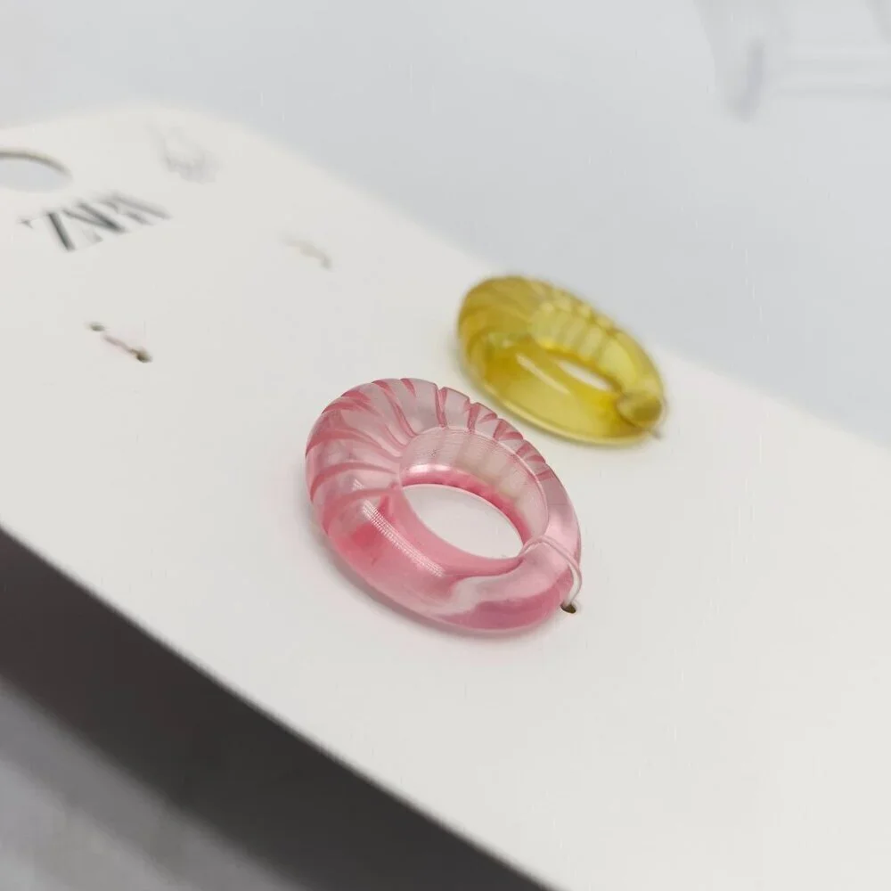 Zara Pink Yellow Acrylic Ring Set READ ME MISSING TWO Size 4